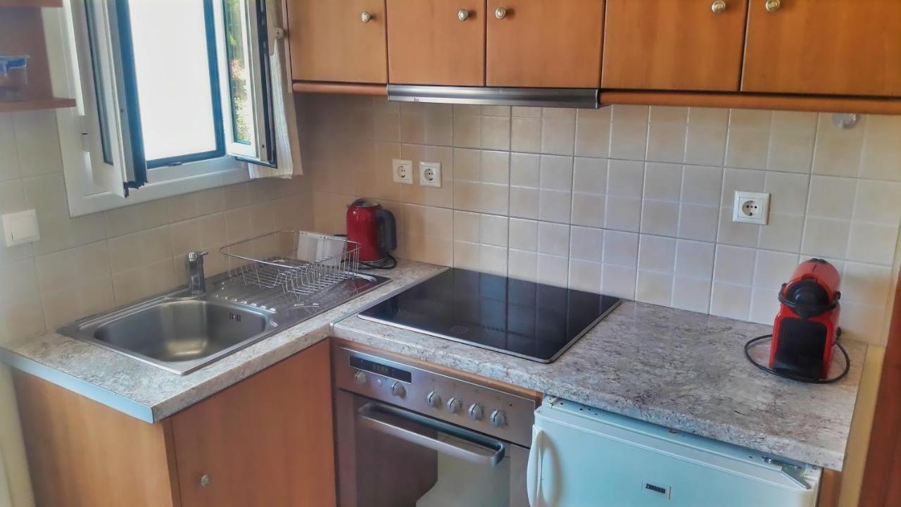 Vasiliki Apartments Stoúpa Exterior foto