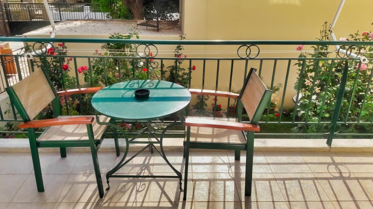 Vasiliki Apartments Stoúpa Exterior foto
